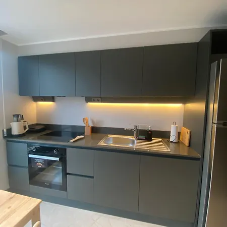 New Modern 2br 2ba דירה איסטמבול